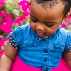 Meet your Posher, Muna